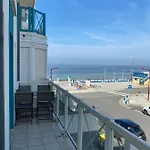 Appartement Le Bon Endroit En Bord De Mer, Vue , Parking Et Wifi Wimereux