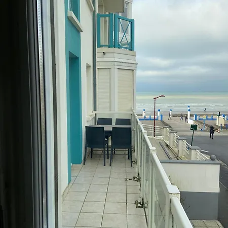 Apartment Le Bon Endroit En Bord De Mer, Vue , Parking Et Wifi