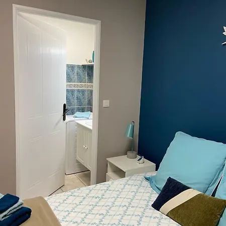 Apartment Le Bon Endroit En Bord De Mer, Vue , Parking Et Wifi *