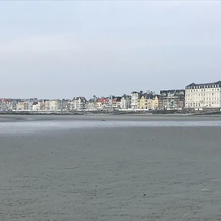 Apartment Le Bon Endroit En Bord De Mer, Vue , Parking Et Wifi Wimereux