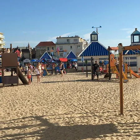Le Bon Endroit En Bord De Mer, Vue , Parking Et Wifi Apartment