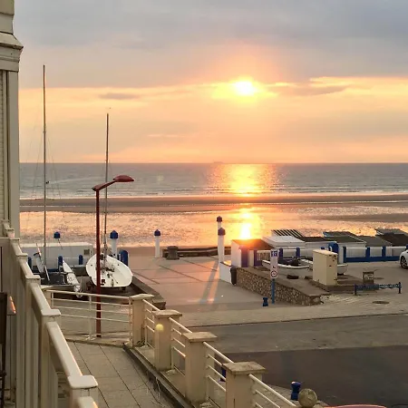 Le Bon Endroit En Bord De Mer, Vue Et Wifi Apartmán *